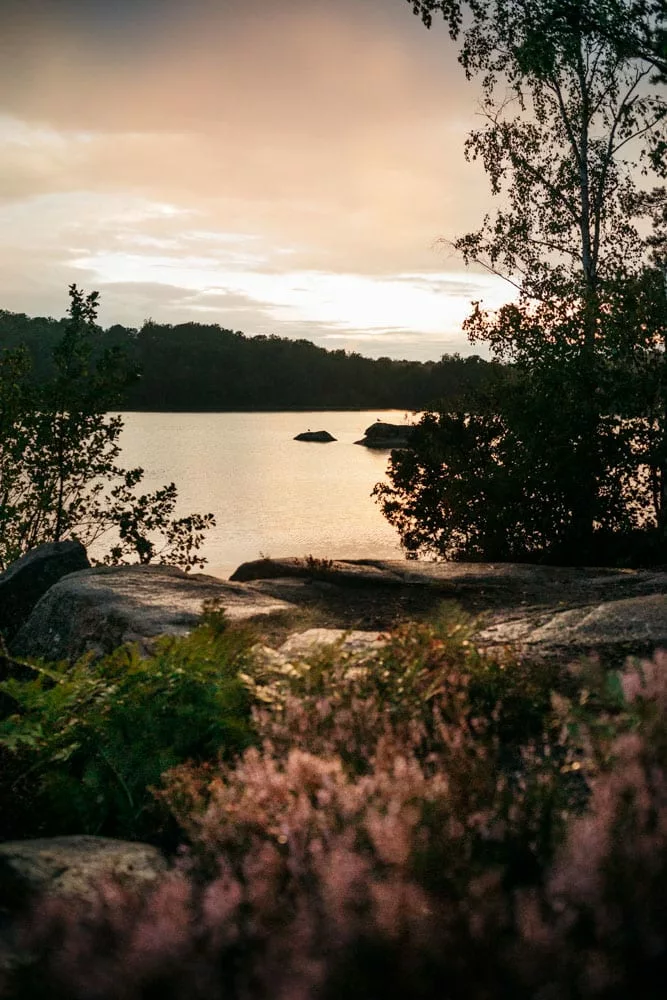 canoe-trip-suede-coucher-de-soleil